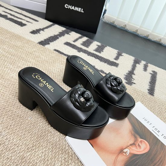 Chanel Flower Decor Platform Heel Slides Elegant Bow Accent Footwear