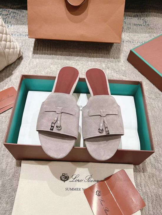Loro Piana Comfortable Knitted Slippers with Soft Sheepskin Insole