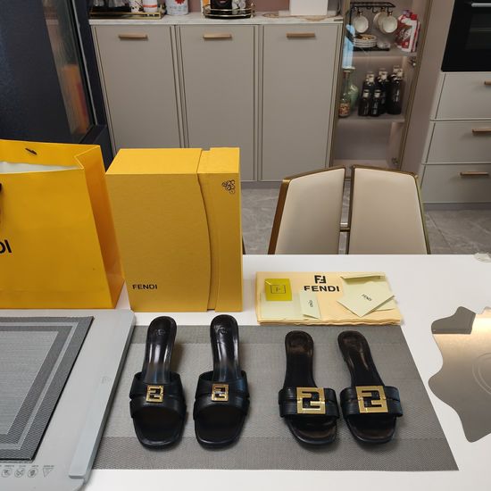 Fendi Premium Leather Sandals with Stylish Metal Buckle Design