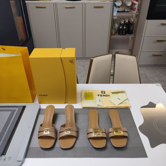 Fendi Premium Leather Sandals with Stylish Metal Buckle Design