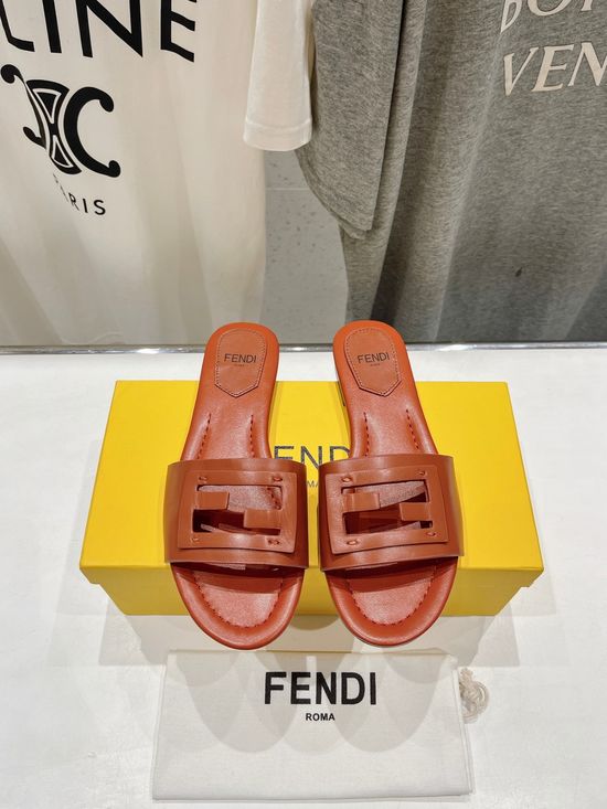 Fendi Hollow Carved Flat Slide Sandals Genuine Leather Outsole Footwear