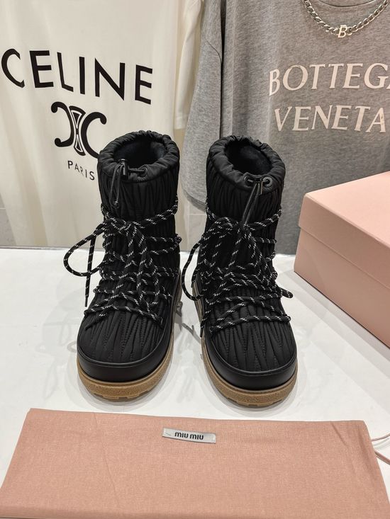 Miu Miu Lace Up Thick Sole Puffy Warm Non Slip Snow Boots