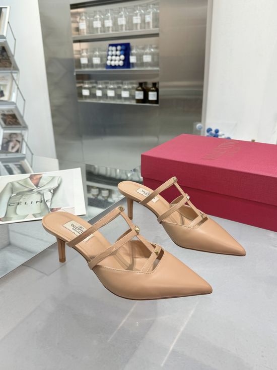 Valentino V-Buckle Mid-Heel Leather Pumps Elegant Comfortable Shoes