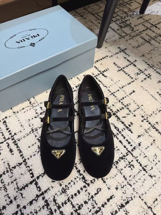 Prada Velvet Flat Mary Jane Shoes Comfortable Casual Footwear