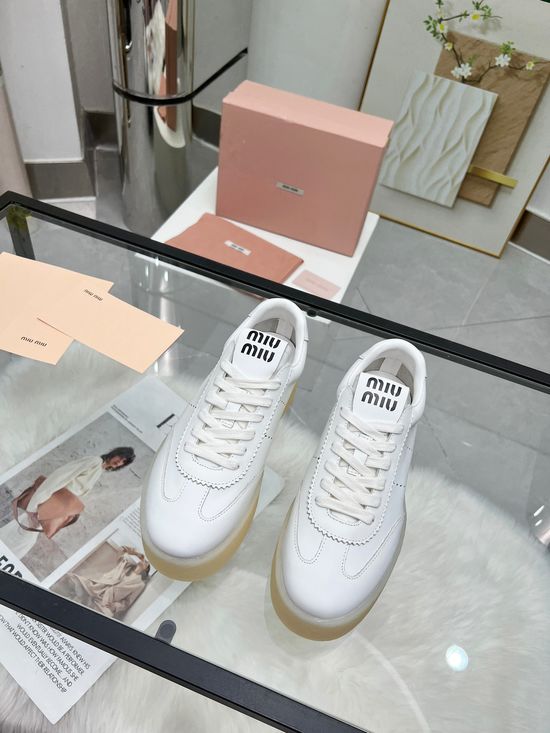 Miu Miu Soft Leather Casual White Shoes Fashionable All-match Footwear