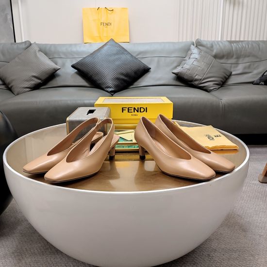 Fendi Elegant Low Heel Square Toe Leather Casual Dress Shoes