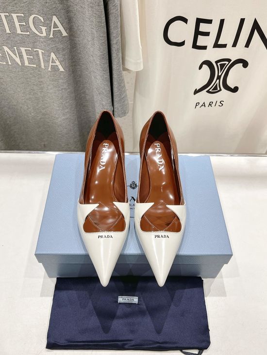 Prada Pointed Toe Mary Jane Shoes Soft Lining Genuine Leather Sole