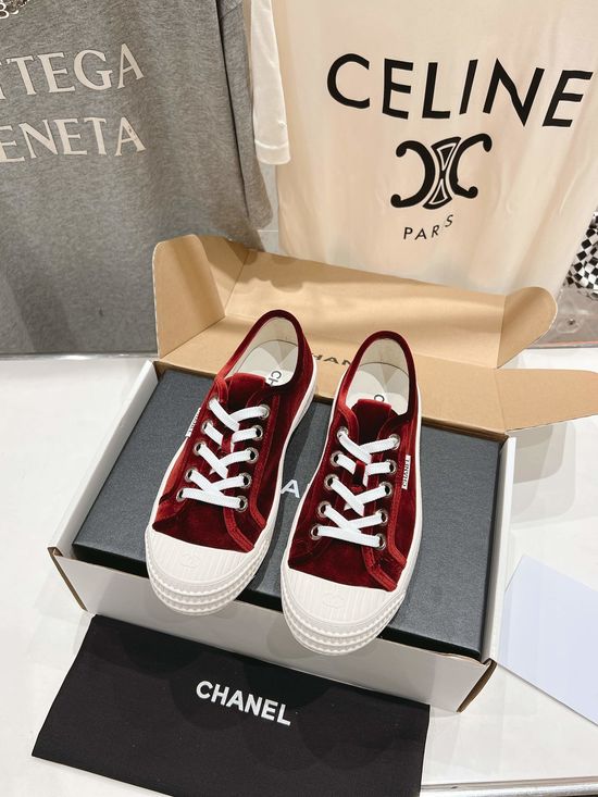 Chanel Vintage Style Thick Sole Comfortable Casual Sneakers