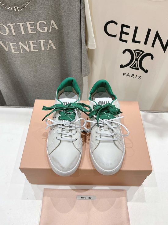 Miu Miu Vintage Lace-up Casual Leather Sneakers Comfortable All-match Shoes