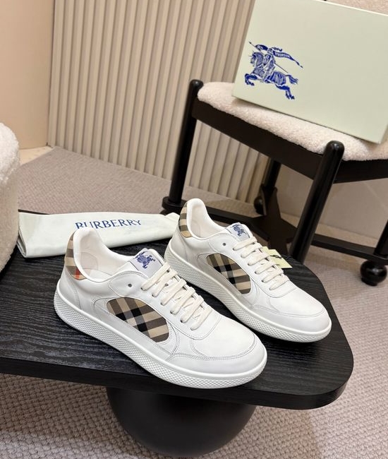 Burberry Classic Plaid Pattern Sneakers Soft Lining Non Slip Sole