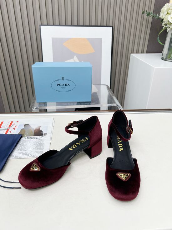 Prada Comfortable Chunky Heel Mary Jane Shoes with Triangle Buckle