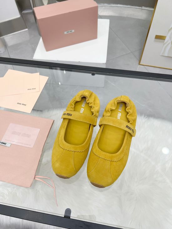 Miu Miu Elegant Soft Leather Comfortable Ballet Flat Shoes