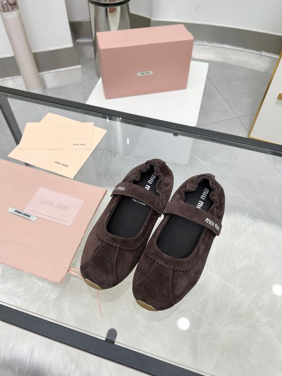 Miu Miu Elegant Soft Leather Comfortable Ballet Flat Shoes