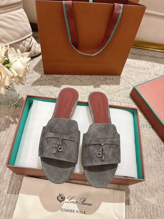 Loro Piana Comfortable Knitted Slippers with Soft Sheepskin Insole