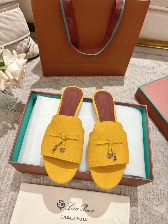 Loro Piana Comfortable Knitted Slippers with Soft Sheepskin Insole
