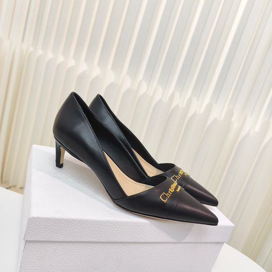 Christian Dior Classic Pointed Toe Leather Slip On High Heel Pumps