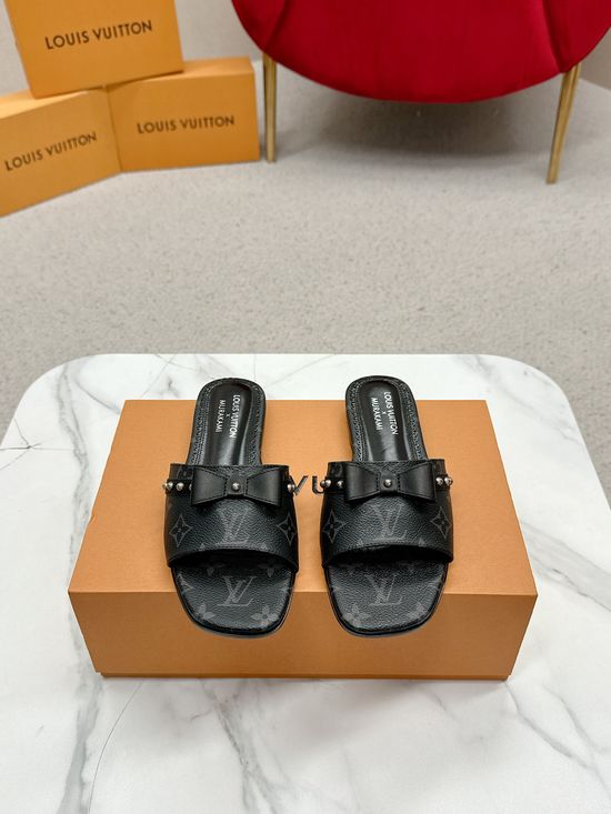 Louis Vuitton Embellished Bow Flatform Slide Sandals