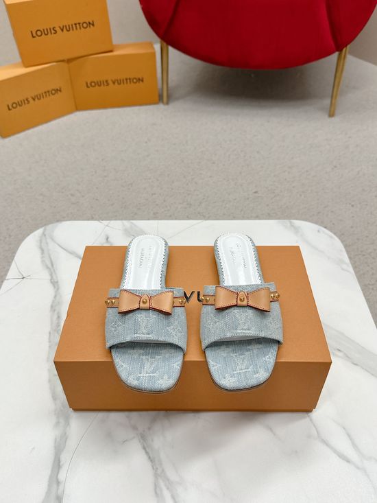 Louis Vuitton Embellished Bow Flatform Slide Sandals