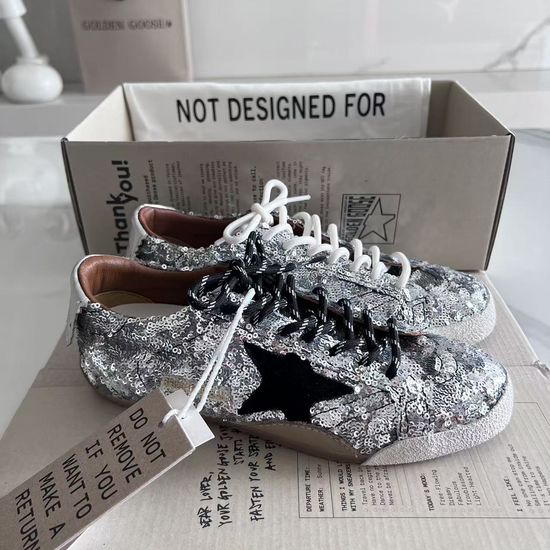 Golden Goose Classic Vintage Distressed Casual Daily Sneakers