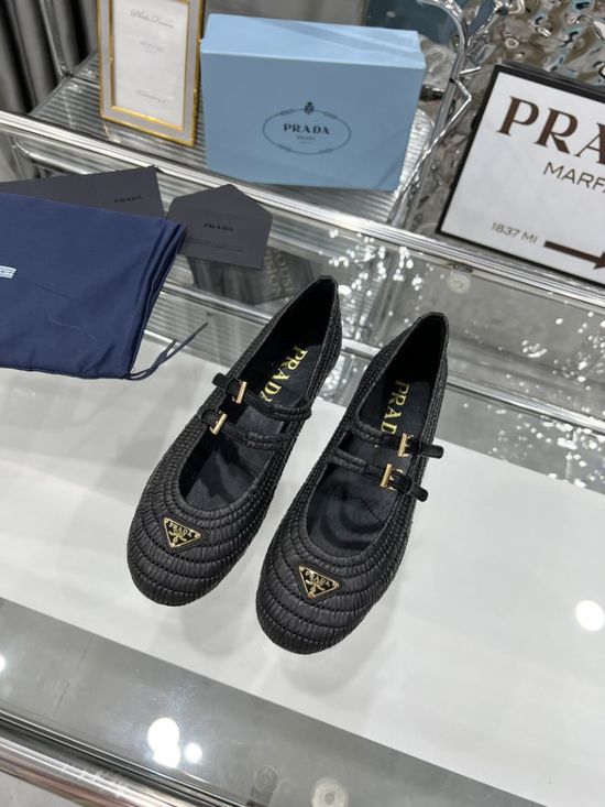 Prada Hand Woven Raffia Ballet Flats Comfort Elegant Casual Shoes