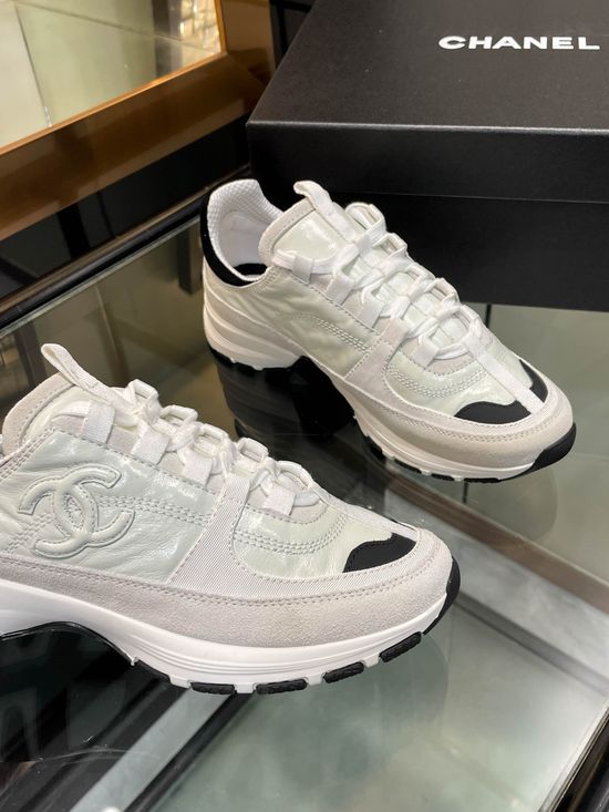 Chanel Classic Leather Casual Sneakers Non-slip Sole Soft Comfortable Lining