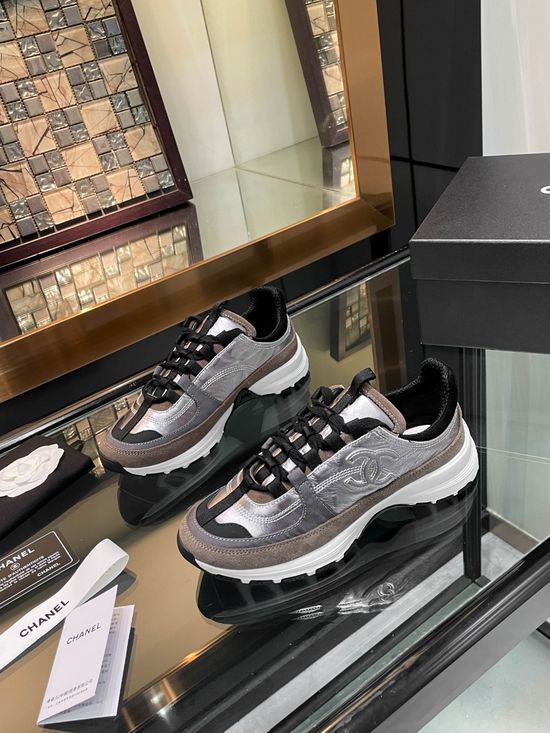 Chanel Premium Leather Casual Sneakers Comfortable Wear-resistant