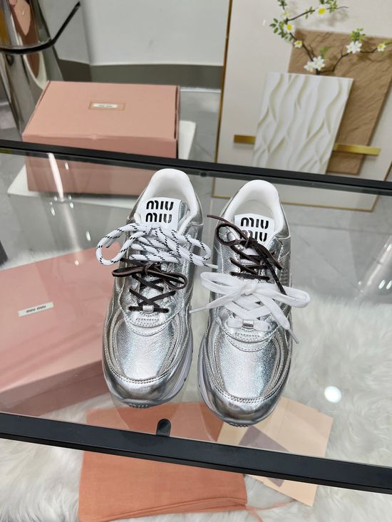 Miu Miu Vintage Leather Chunky Sneakers Soft Height Boosting Comfort Shoes