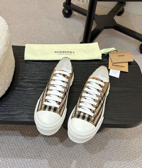 Burberry Classic Plaid Pattern Casual Lace Up Comfort Shoes