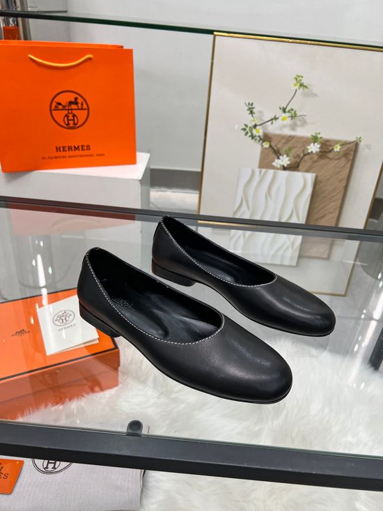 Hermes Soft Oiled Leather Flats with Genuine Leather Outsole