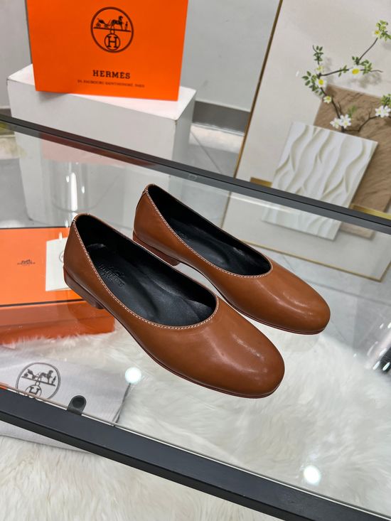 Hermes Soft Oiled Leather Flats with Genuine Leather Outsole