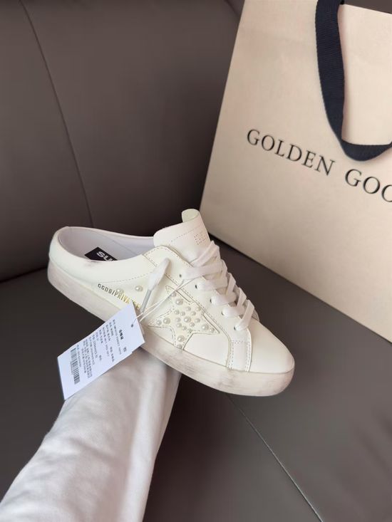 Golden Goose Premium Distressed Casual Slip-On Shoes with Comfort Insole
