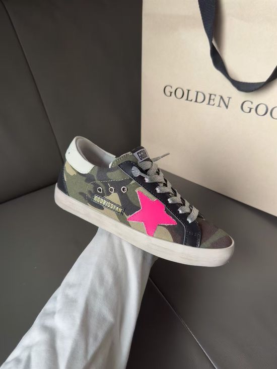 Golden Goose Classic White Camouflage Distressed Casual Comfort Sneakers
