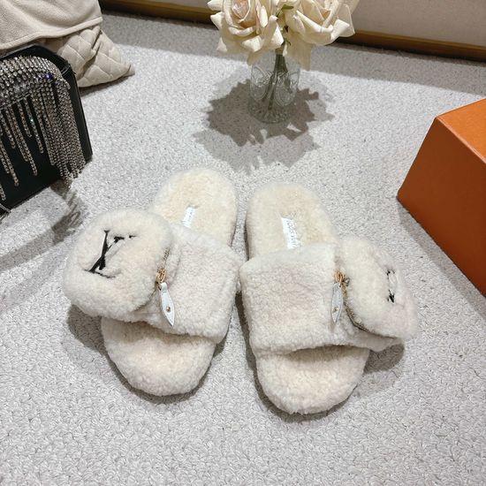 Louis Vuitton Soft Wool Slip-On Slippers Anti-Slip Comfortable Footwear