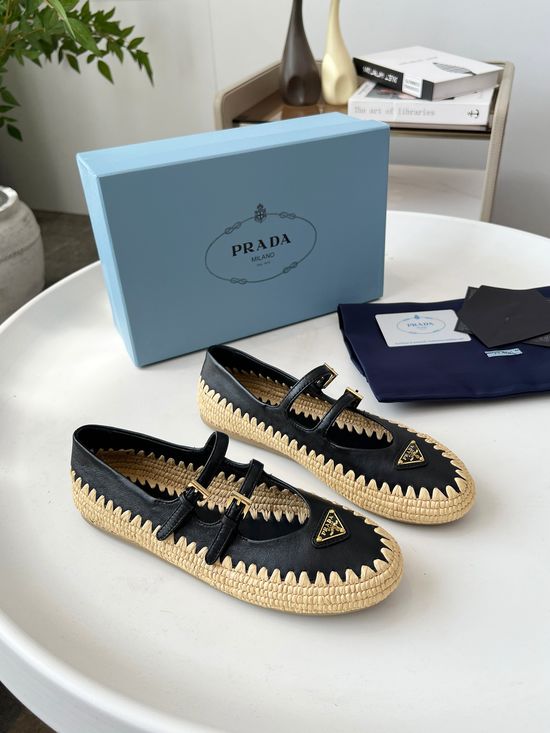 Prada Hand Woven Raffia Ballet Flats Comfort Elegant Casual Shoes