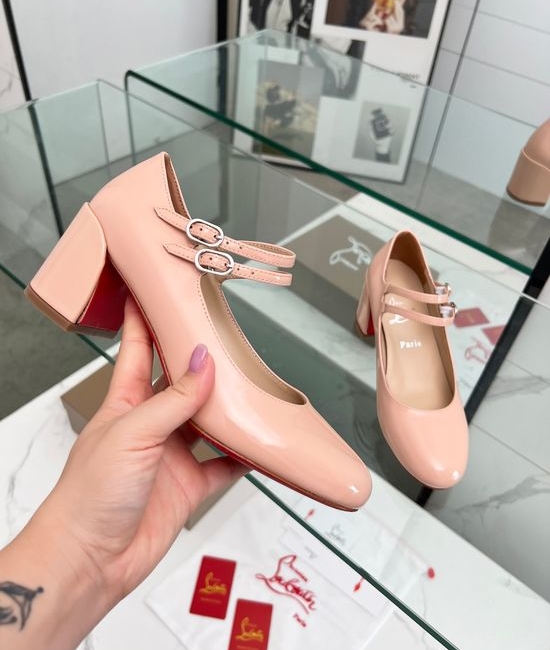 Louis Vuitton LV Patent Leather Mary Jane Chunky Heel Shoes Elegant Classic Design