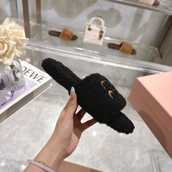 Miu Miu Pure Wool Upper Non-slip TPU Sole Fuzzy Slippers