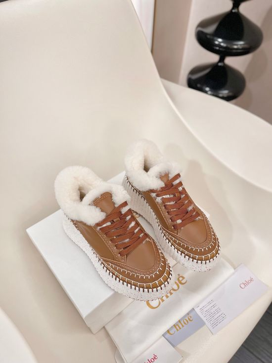 Loewe Soft Leather Comfortable Casual Platform Sneakers