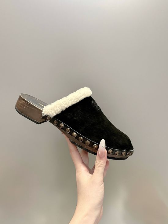 Miu Miu Cozy Half-Pack Wool Slippers with Retro Charm