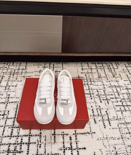 Roger Viver RV Classic Soft Suede Silk Casual Sneakers Non-slip Daily Shoes