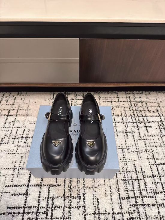 Prada Genuine Leather Buckle Platform Mary Jane Shoes Classic Comfort