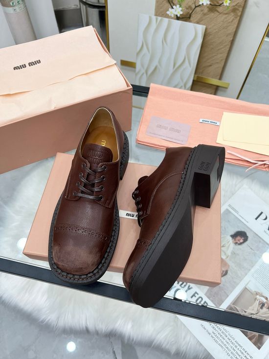 Miu Miu Vintage Distressed Leather Loafers Low Heel Daily Footwear
