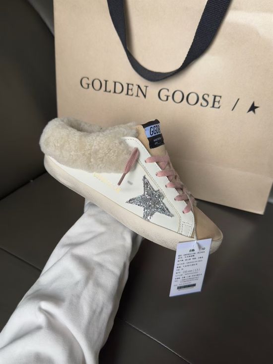 Golden Goose Vintage Style Distressed Mules Comfortable Warm Lined Suede Upper