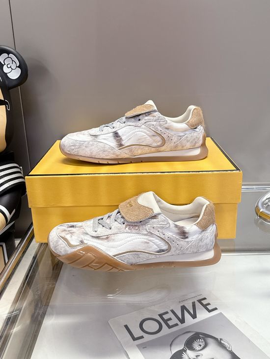 Fendi Ink Splash Design Low Top Lace Up Comfortable Sneakers