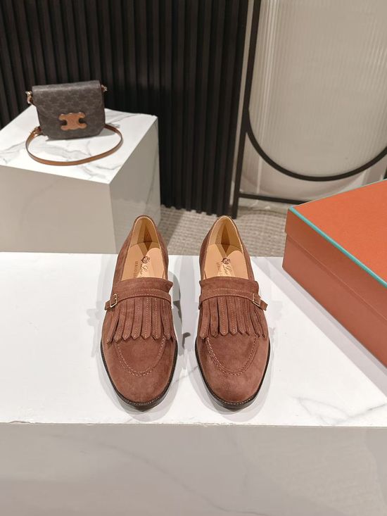 Loro Piana Top Grain Leather Loafer Shoes with Tassel Detail