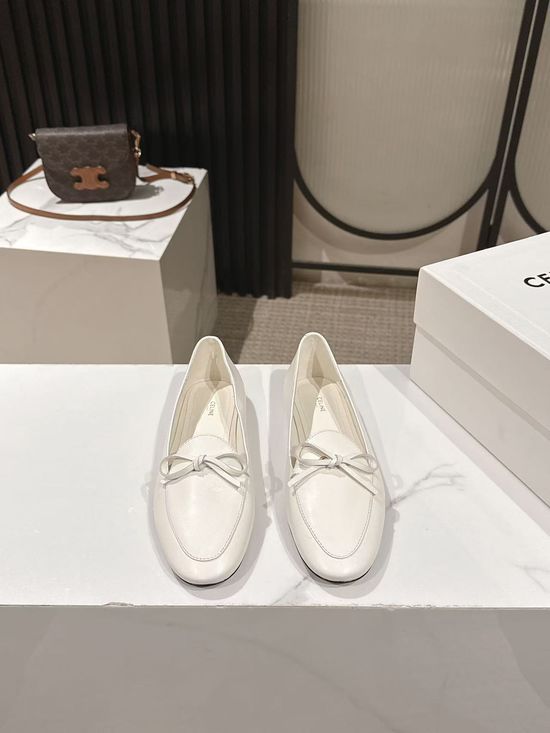 Celine Soft Leather Slip On Loafers Classic Versatile Daily Shoes