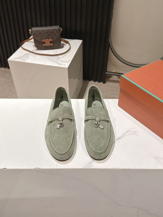 Loro Piana Classic Tassel Suede Loafers Comfortable Minimalist Daily Shoes
