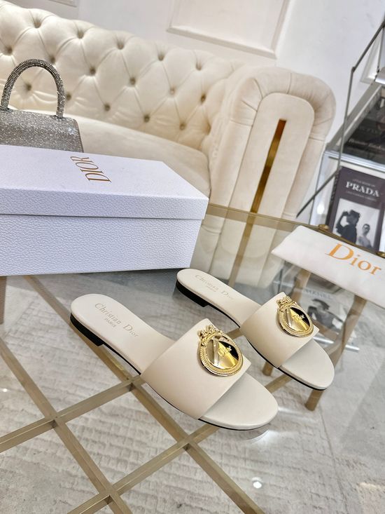 Christian Dior Calfskin Casual Shoes With Sheepskin Lining Rubber Sole