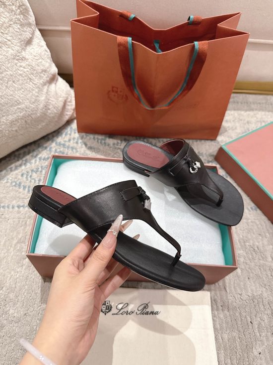 Loro Piana Premium Sheepskin Soft Sole Casual Slides