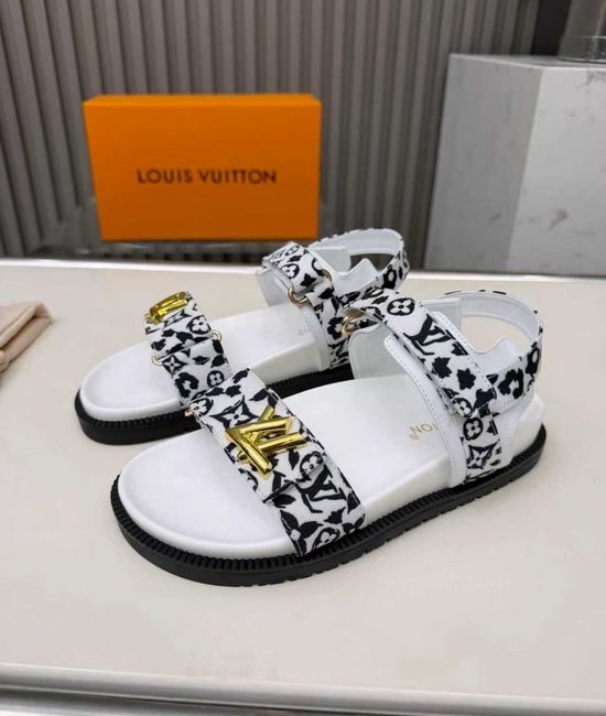 Louis Vuitton LV Premium Cowhide Leather Lined Platform Slides