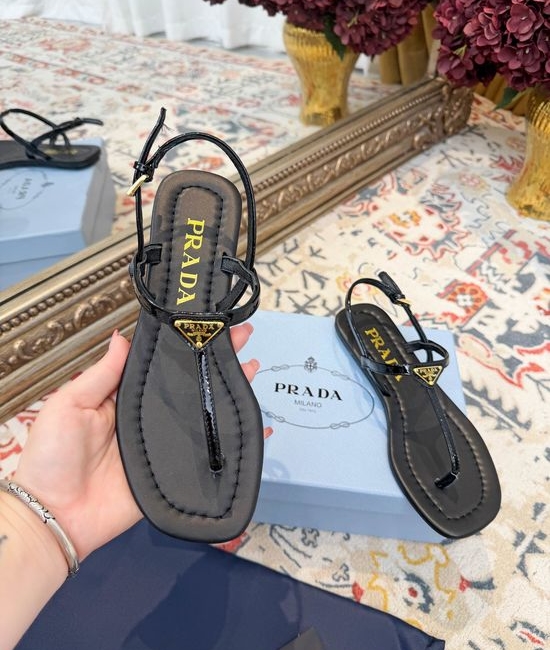 Prada Classic Buckle Thong Flat Sandals Non-slip Casual Footwear